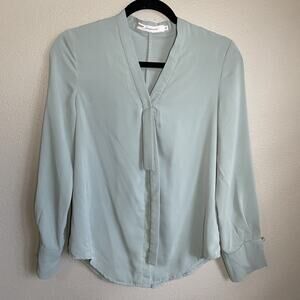 Avantlook Blouse Size Small Sage Green Work Career Office Siren